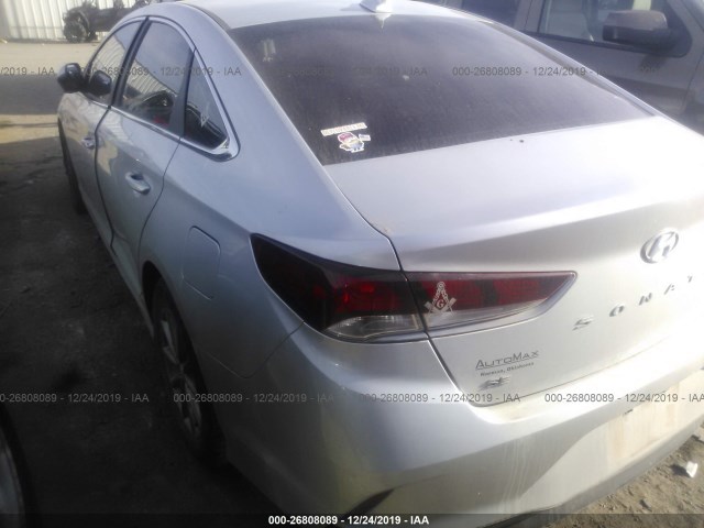 Photo 2 VIN: 5NPE24AF7JH621637 - HYUNDAI SONATA 