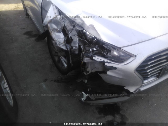 Photo 5 VIN: 5NPE24AF7JH621637 - HYUNDAI SONATA 