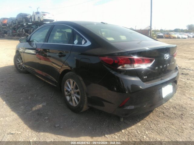 Photo 2 VIN: 5NPE24AF7JH628099 - HYUNDAI SONATA 