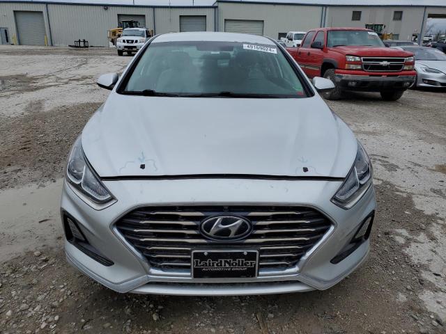 Photo 4 VIN: 5NPE24AF7JH676542 - HYUNDAI SONATA 