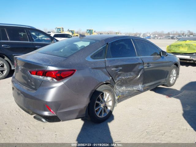 Photo 3 VIN: 5NPE24AF7JH688948 - HYUNDAI SONATA 