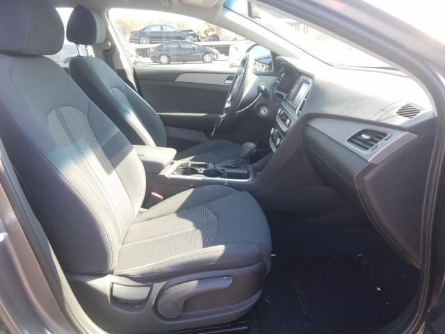 Photo 4 VIN: 5NPE24AF7JH693843 - HYUNDAI SONATA 