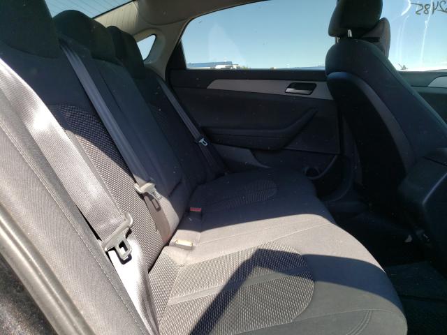 Photo 5 VIN: 5NPE24AF7JH697696 - HYUNDAI SONATA SE 