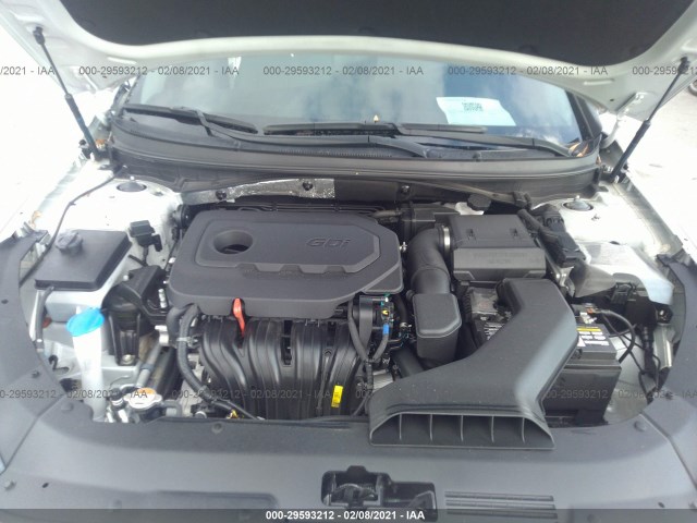 Photo 9 VIN: 5NPE24AF7JH700872 - HYUNDAI SONATA 