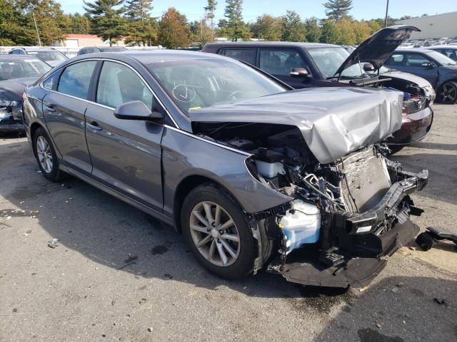 Photo 0 VIN: 5NPE24AF7JH705585 - HYUNDAI SONATA SE 