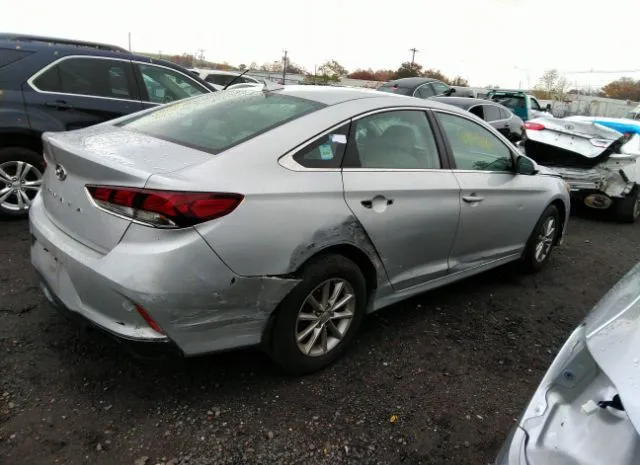 Photo 5 VIN: 5NPE24AF7JH723567 - HYUNDAI SONATA 