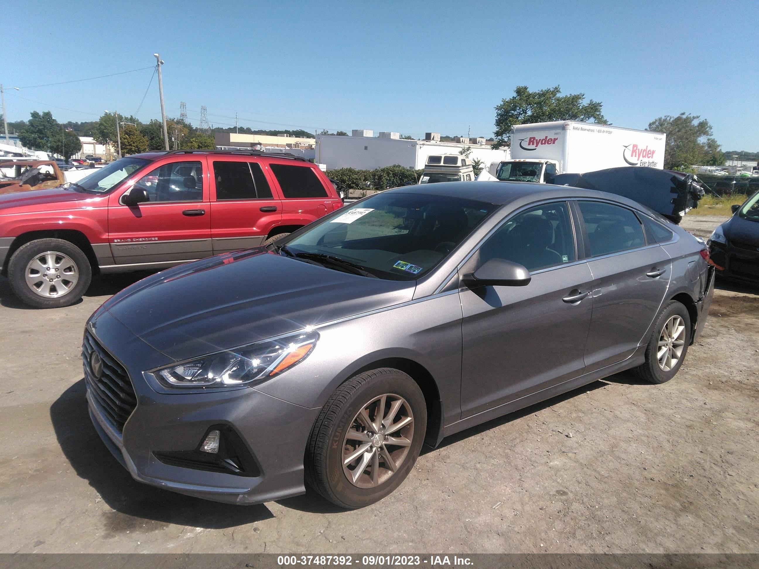 Photo 1 VIN: 5NPE24AF7KH734019 - HYUNDAI SONATA 