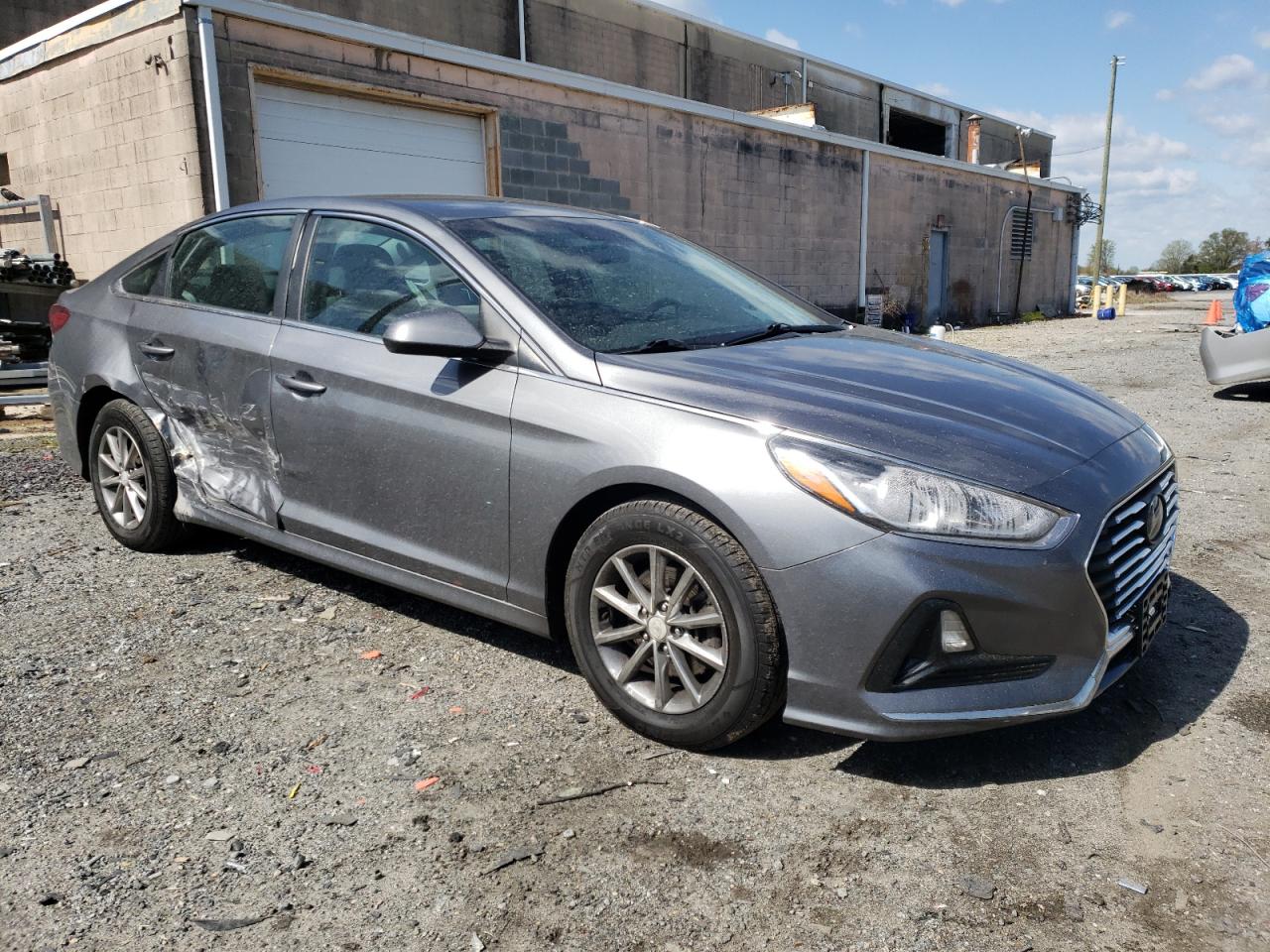 Photo 3 VIN: 5NPE24AF7KH736837 - HYUNDAI SONATA 