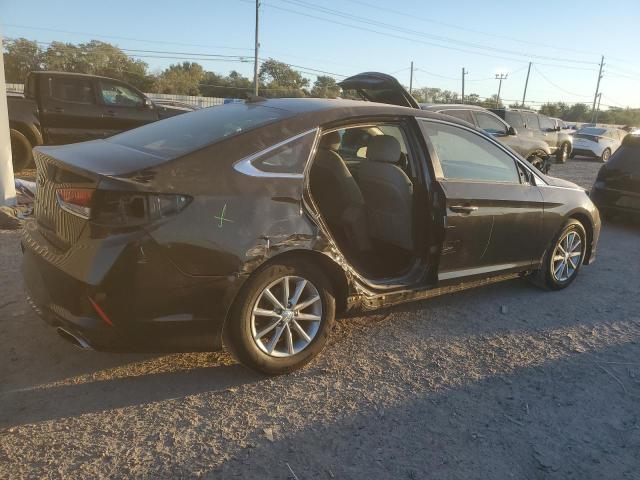 Photo 2 VIN: 5NPE24AF7KH741357 - HYUNDAI SONATA SE 