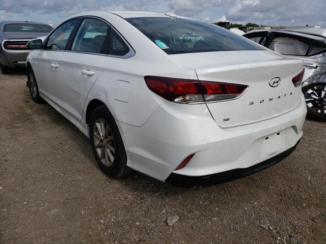 Photo 2 VIN: 5NPE24AF7KH743660 - HYUNDAI SONATA SE 