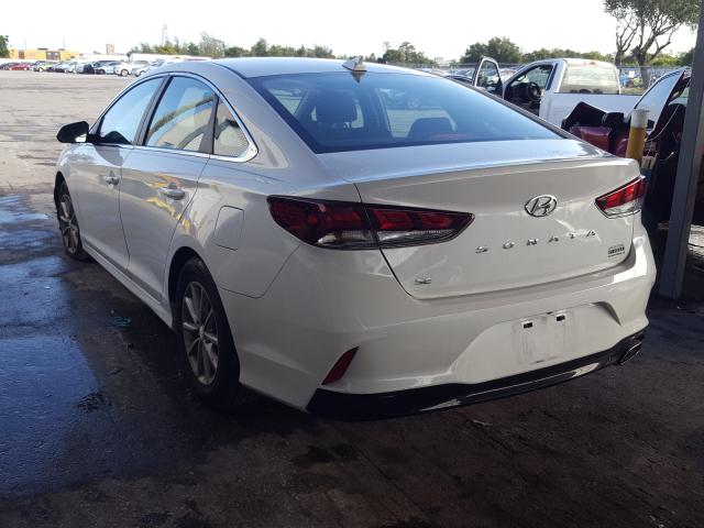 Photo 2 VIN: 5NPE24AF7KH760667 - HYUNDAI SONATA SE 