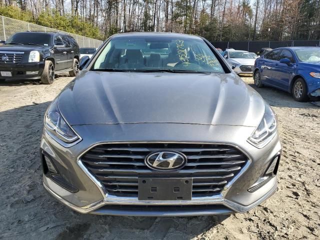 Photo 4 VIN: 5NPE24AF7KH764671 - HYUNDAI SONATA SE 