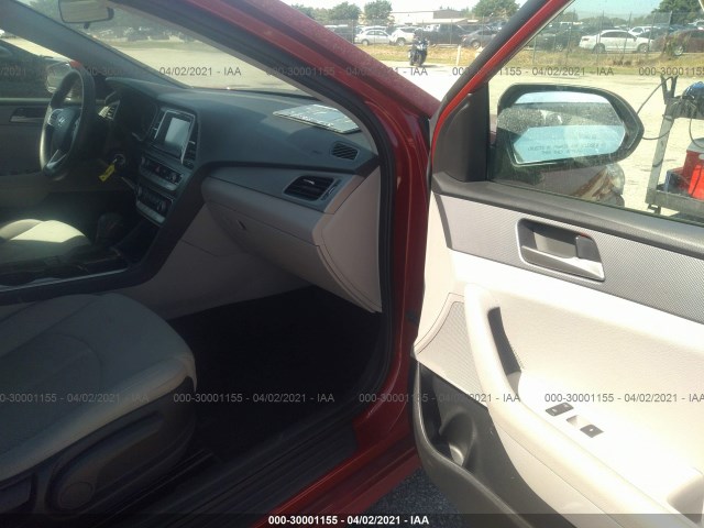 Photo 4 VIN: 5NPE24AF7KH768347 - HYUNDAI SONATA 