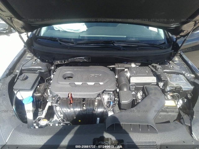 Photo 9 VIN: 5NPE24AF7KH773757 - HYUNDAI SONATA 