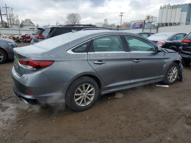 Photo 2 VIN: 5NPE24AF7KH777212 - HYUNDAI SONATA SE 