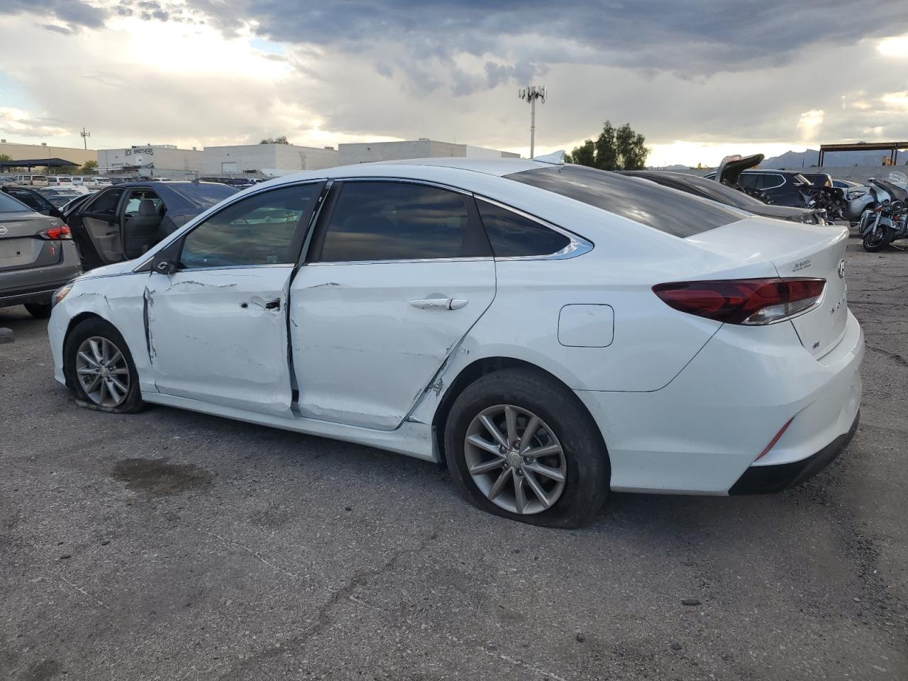 Photo 1 VIN: 5NPE24AF7KH791644 - HYUNDAI SONATA 