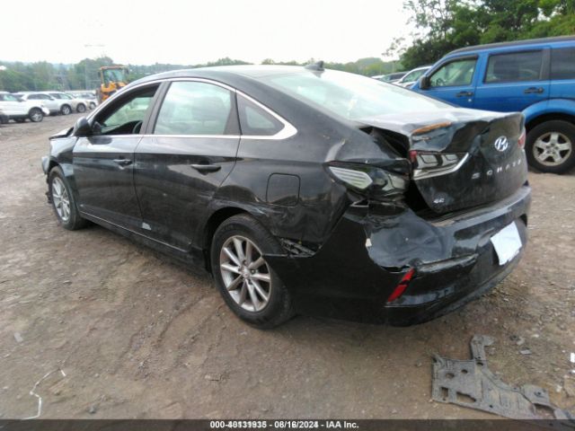 Photo 2 VIN: 5NPE24AF7KH793359 - HYUNDAI SONATA 