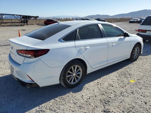 Photo 2 VIN: 5NPE24AF7KH797007 - HYUNDAI SONATA SE 