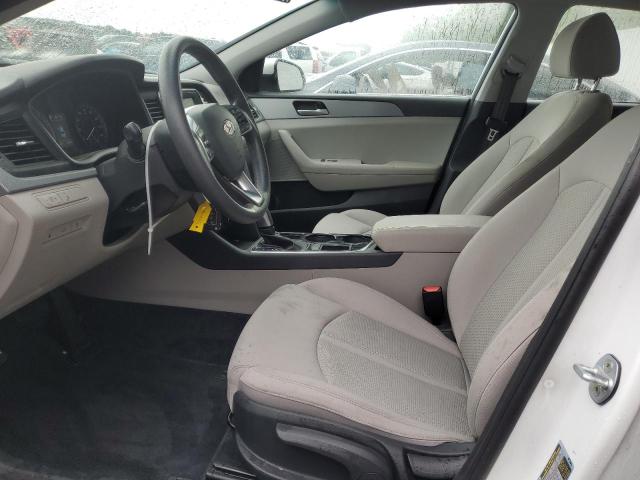 Photo 6 VIN: 5NPE24AF7KH806949 - HYUNDAI SONATA SE 