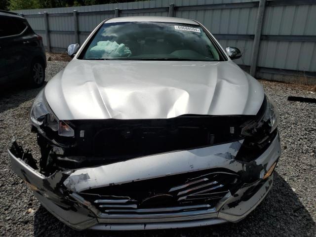 Photo 4 VIN: 5NPE24AF7KH809463 - HYUNDAI SONATA SE 