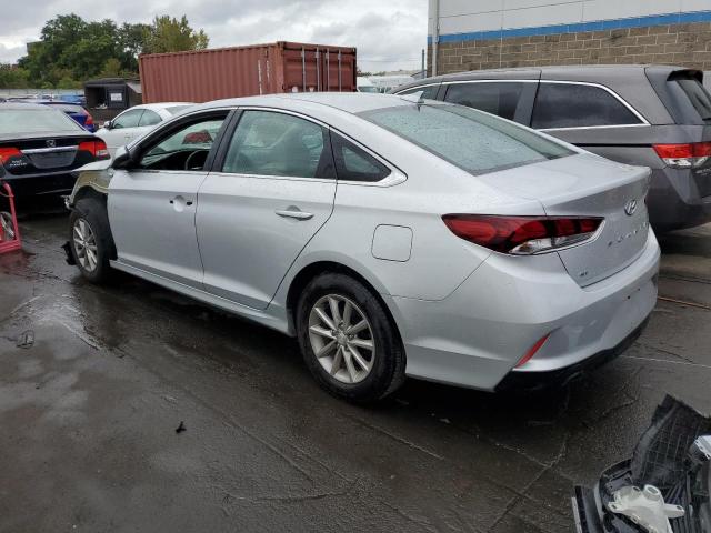 Photo 1 VIN: 5NPE24AF7KH817000 - HYUNDAI SONATA SE 