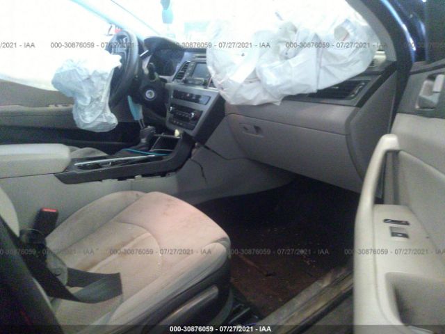 Photo 4 VIN: 5NPE24AF8FH005565 - HYUNDAI SONATA 