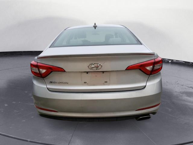 Photo 5 VIN: 5NPE24AF8FH006988 - HYUNDAI SONATA SE 