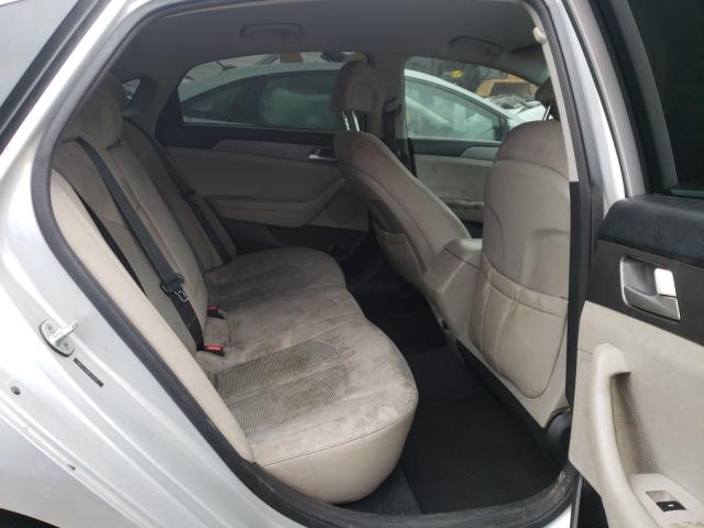 Photo 5 VIN: 5NPE24AF8FH031101 - HYUNDAI SONATA SE 