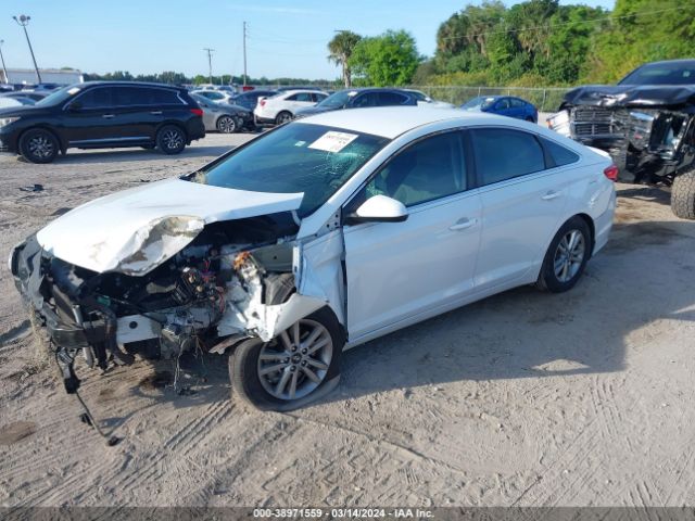 Photo 1 VIN: 5NPE24AF8FH072912 - HYUNDAI SONATA 