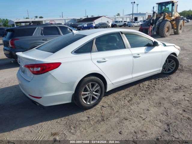 Photo 3 VIN: 5NPE24AF8FH072912 - HYUNDAI SONATA 