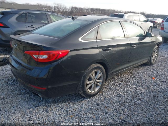 Photo 3 VIN: 5NPE24AF8FH094330 - HYUNDAI SONATA 