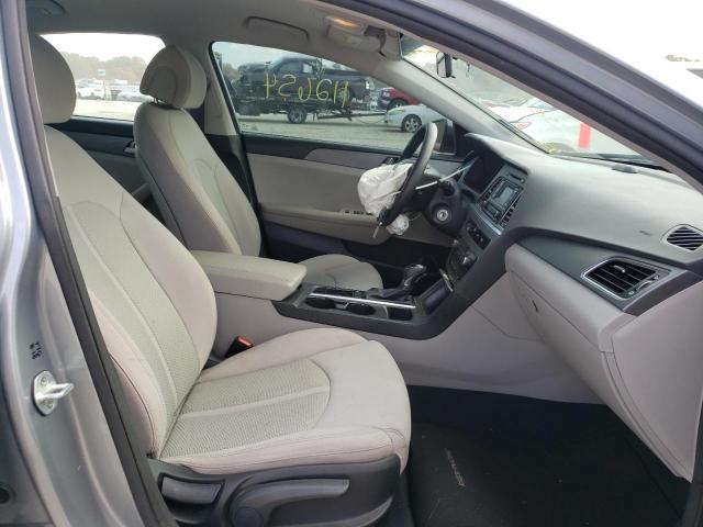 Photo 4 VIN: 5NPE24AF8FH109117 - HYUNDAI SONATA SE 