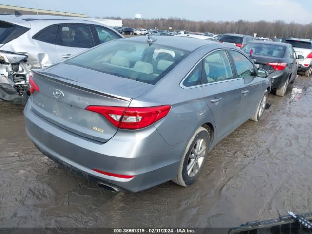 Photo 3 VIN: 5NPE24AF8FH110798 - HYUNDAI SONATA 