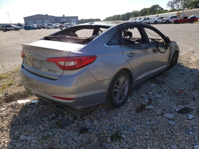 Photo 3 VIN: 5NPE24AF8FH137645 - HYUNDAI SONATA SE 