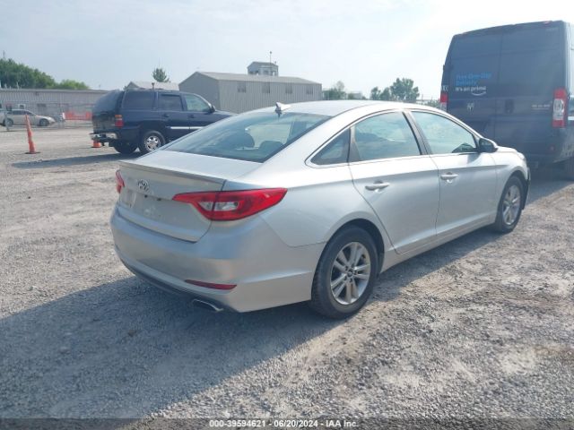 Photo 3 VIN: 5NPE24AF8FH156678 - HYUNDAI SONATA 