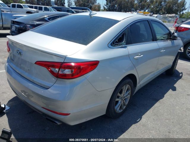 Photo 3 VIN: 5NPE24AF8FH163338 - HYUNDAI SONATA 