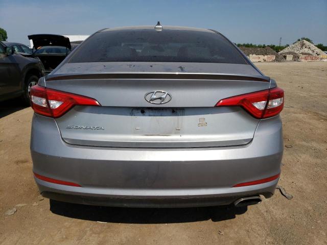 Photo 5 VIN: 5NPE24AF8FH172458 - HYUNDAI SONATA SE 