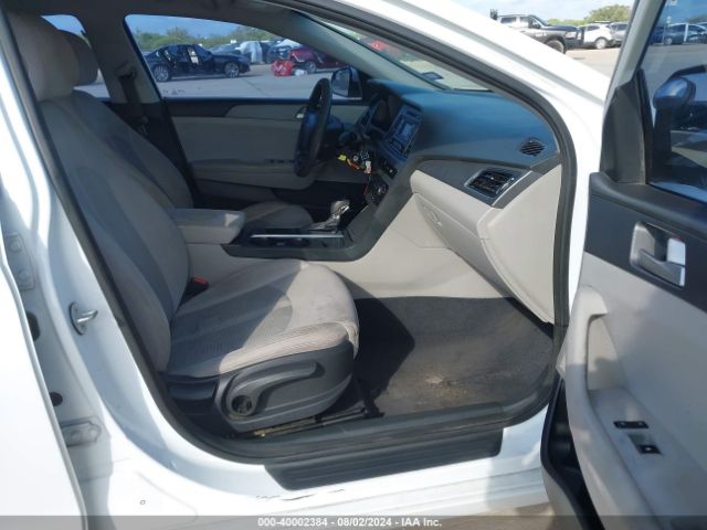 Photo 4 VIN: 5NPE24AF8FH176686 - HYUNDAI SONATA 