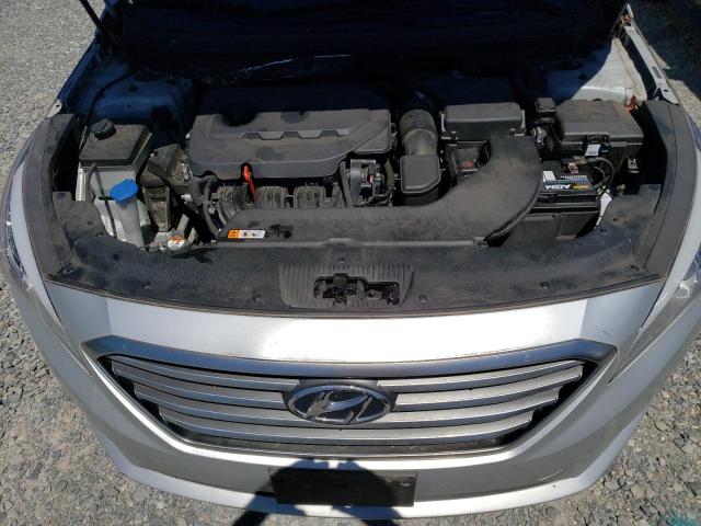 Photo 6 VIN: 5NPE24AF8FH179748 - HYUNDAI SONATA SE 