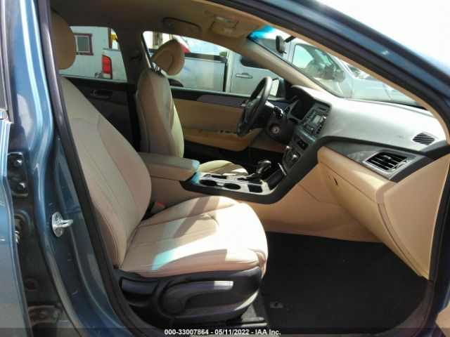 Photo 4 VIN: 5NPE24AF8FH185890 - HYUNDAI SONATA 