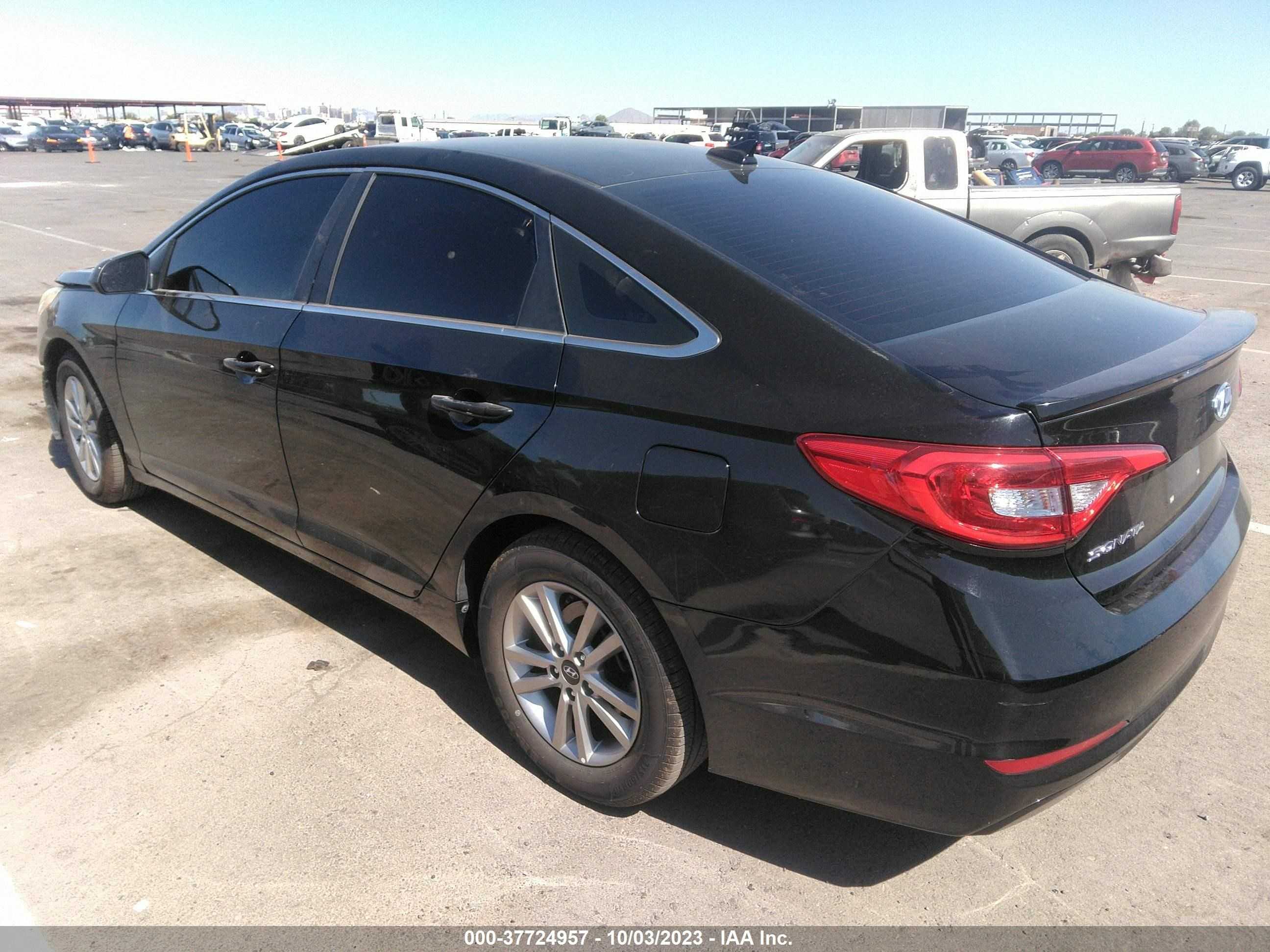 Photo 2 VIN: 5NPE24AF8FH187509 - HYUNDAI SONATA 