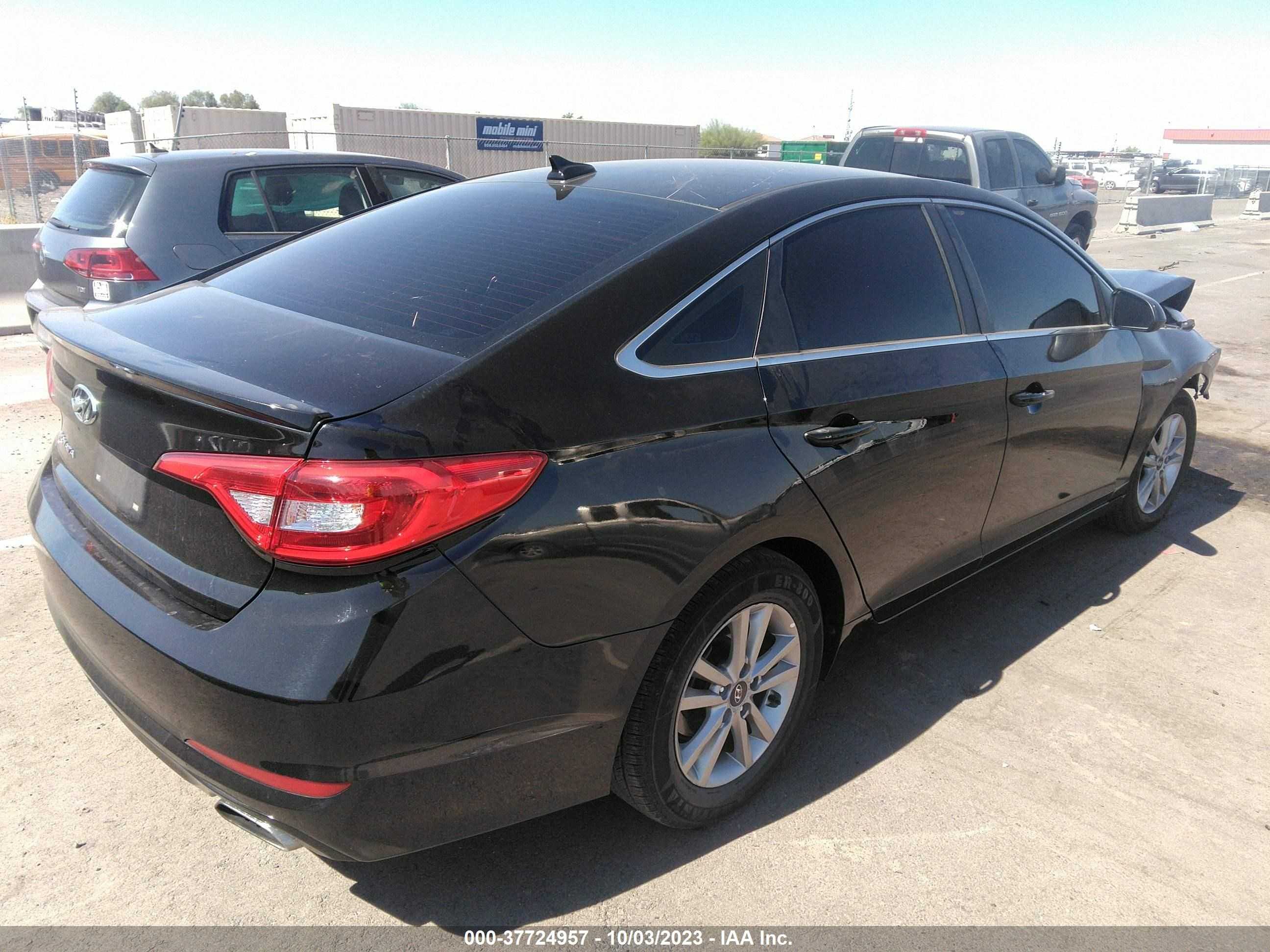 Photo 3 VIN: 5NPE24AF8FH187509 - HYUNDAI SONATA 