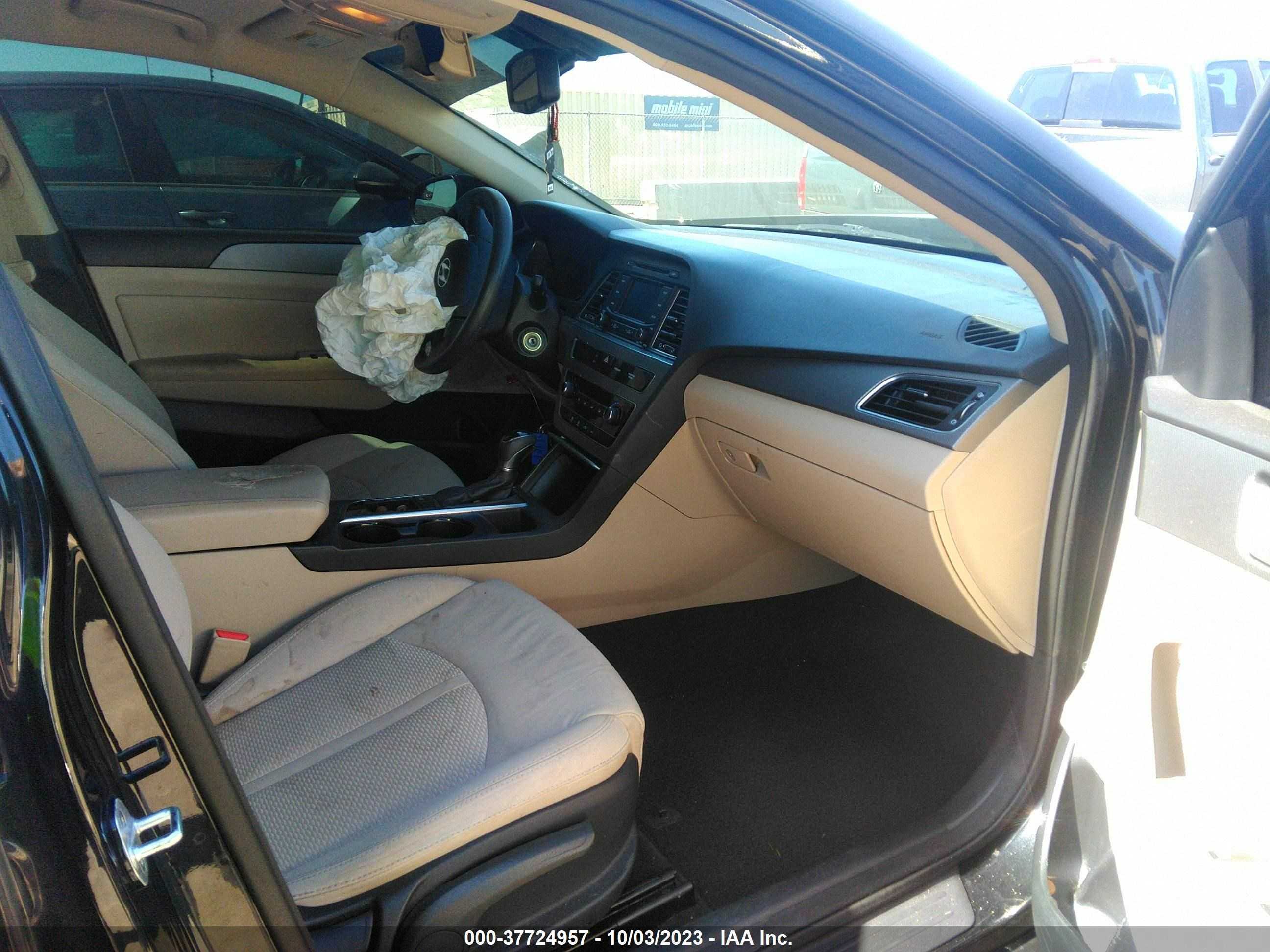 Photo 4 VIN: 5NPE24AF8FH187509 - HYUNDAI SONATA 