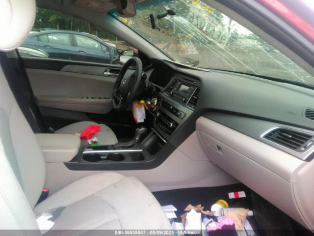 Photo 4 VIN: 5NPE24AF8FH204678 - HYUNDAI SONATA 