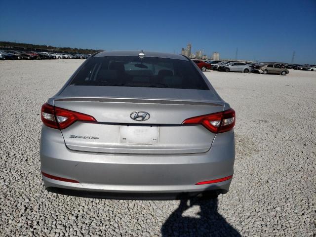 Photo 5 VIN: 5NPE24AF8FH230374 - HYUNDAI SONATA SE 