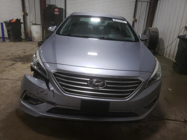 Photo 4 VIN: 5NPE24AF8FH230441 - HYUNDAI SONATA SE 