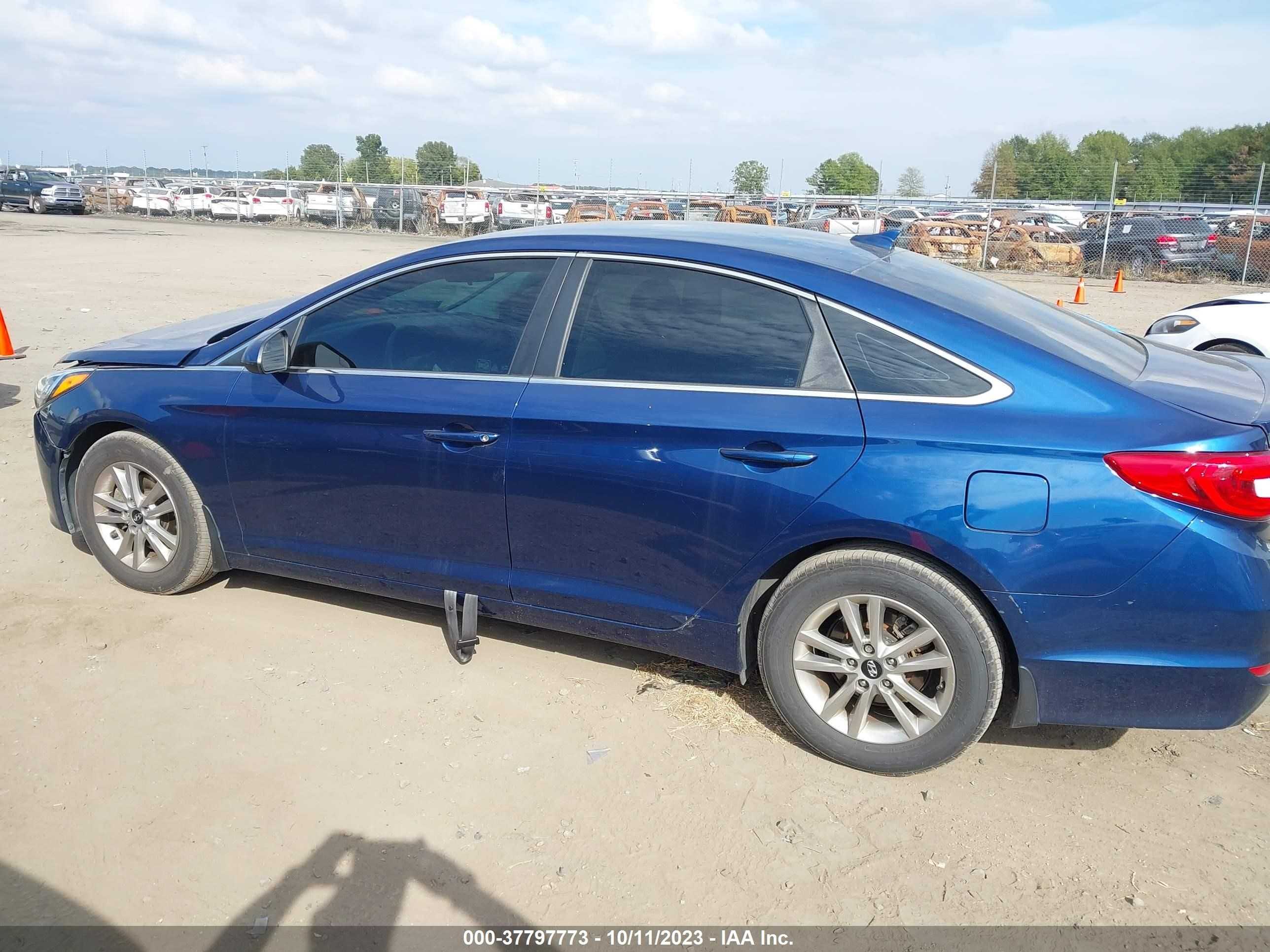 Photo 13 VIN: 5NPE24AF8FH233730 - HYUNDAI SONATA 