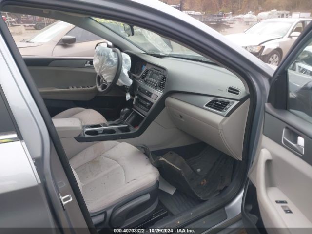 Photo 4 VIN: 5NPE24AF8FH249832 - HYUNDAI SONATA 