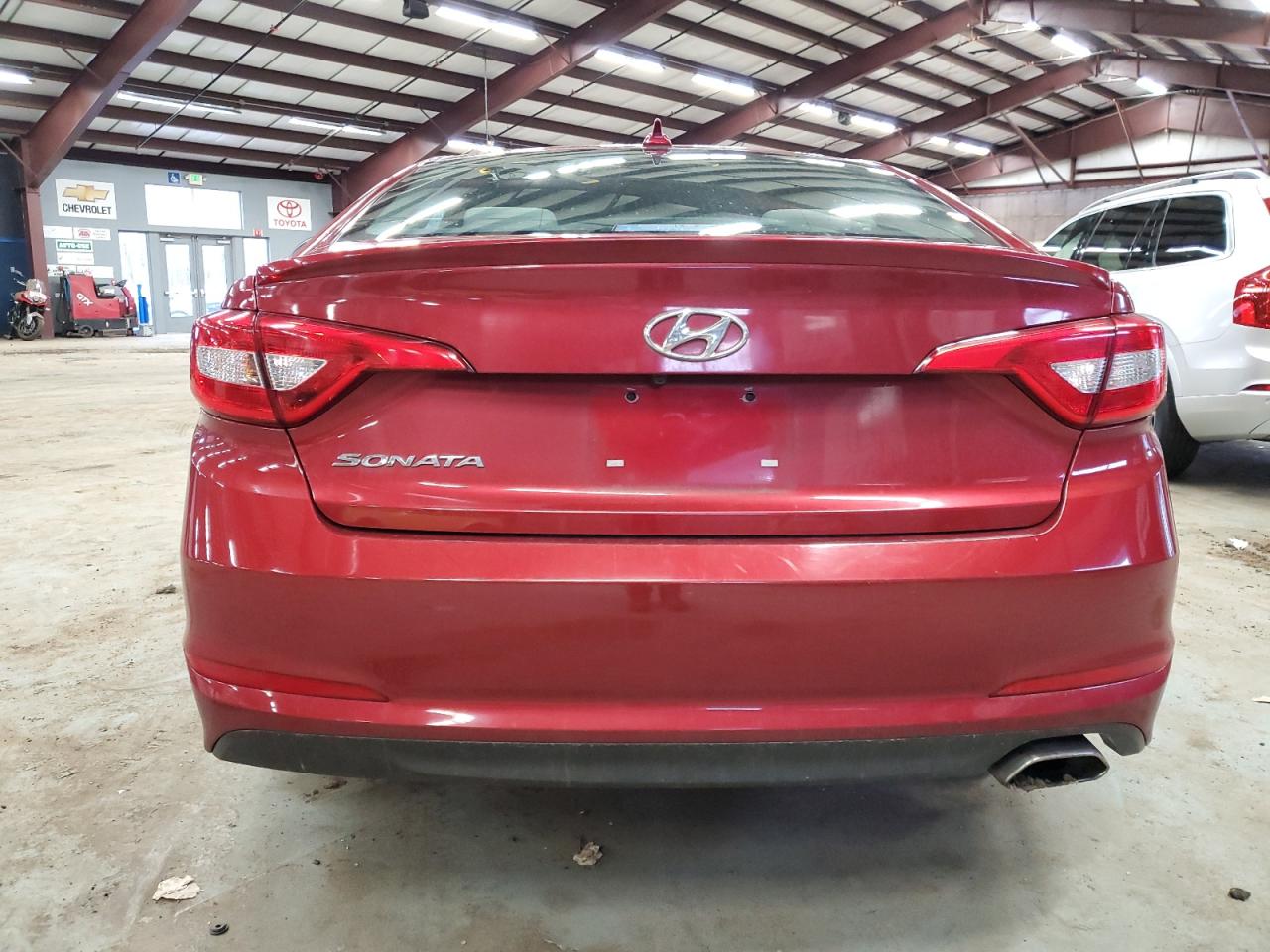 Photo 5 VIN: 5NPE24AF8FH252827 - HYUNDAI SONATA 