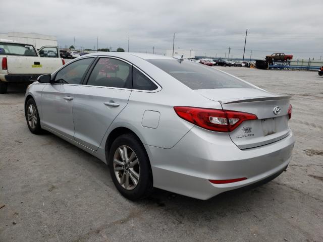 Photo 2 VIN: 5NPE24AF8GH261027 - HYUNDAI SONATA SE 